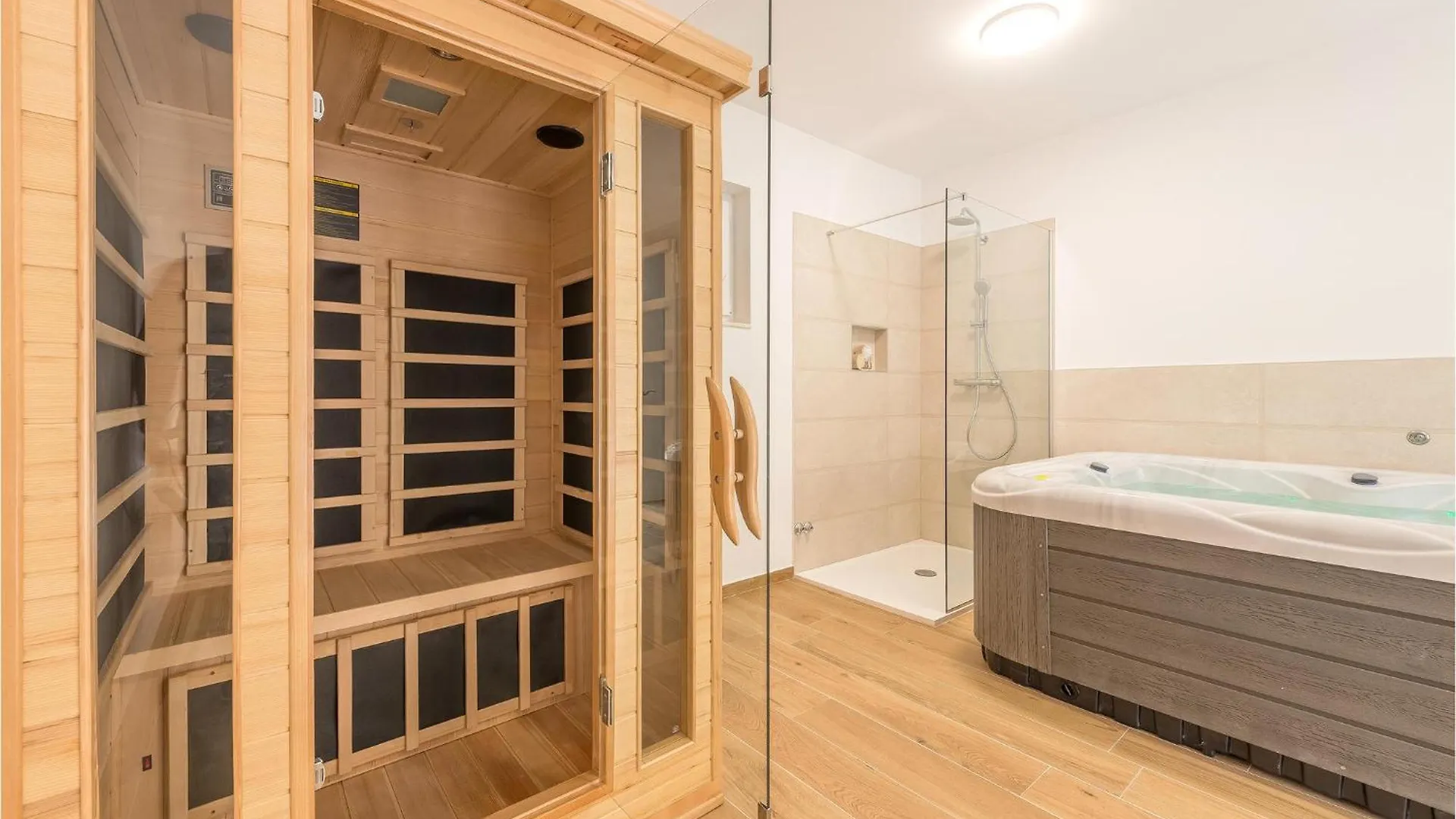 Beautiful Home In Sukosan With Sauna Holiday home