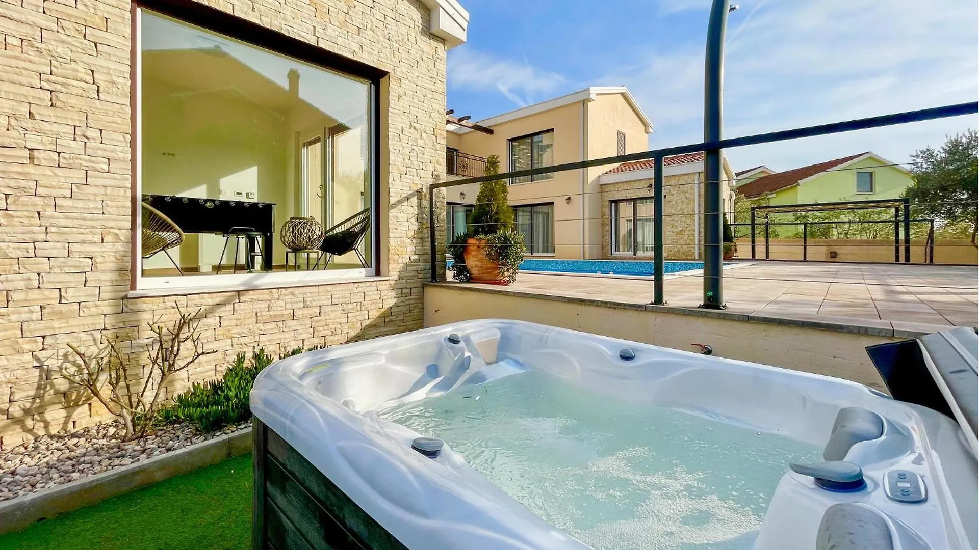 Beautiful Home In Sukosan With Sauna
